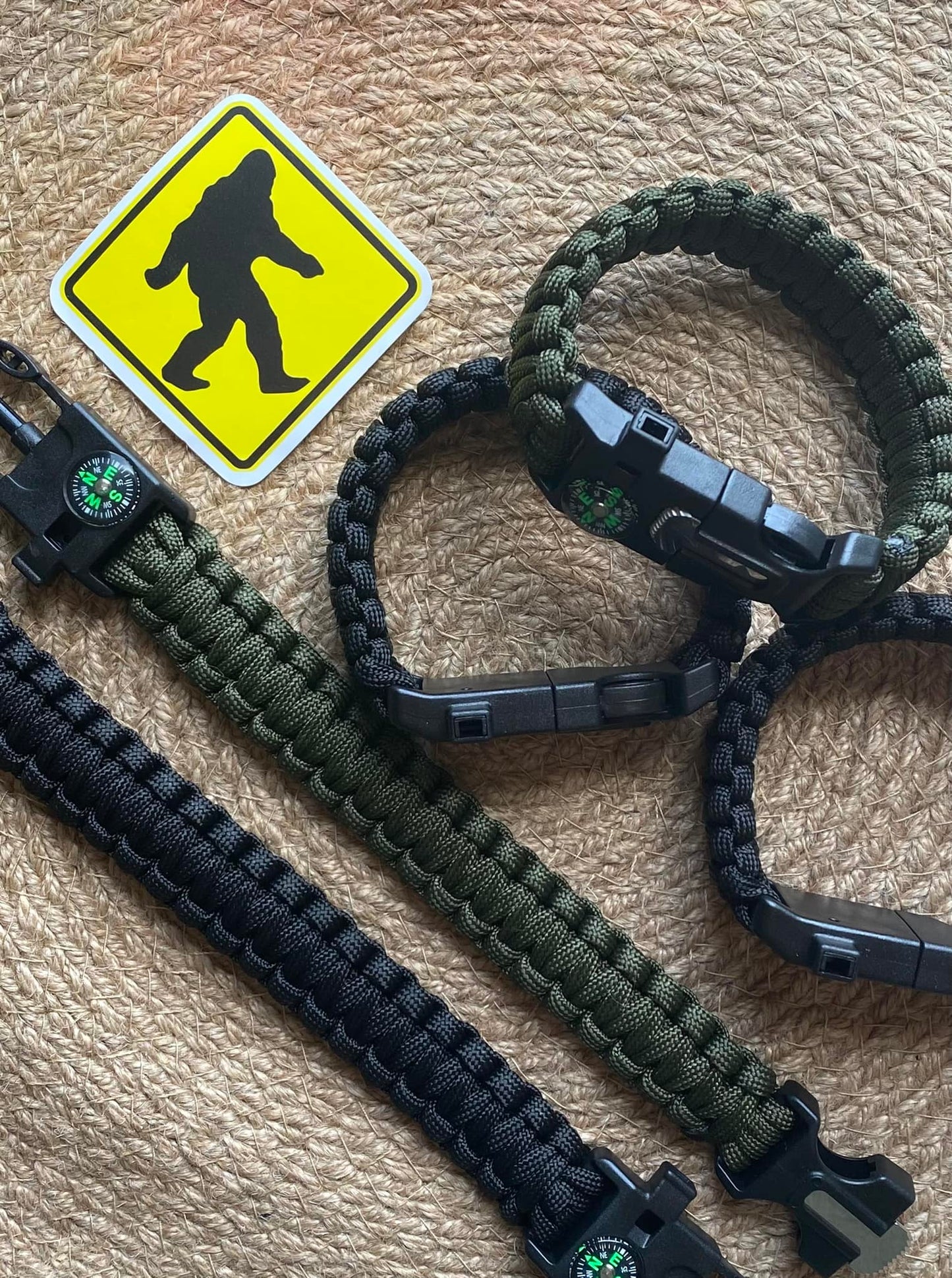 Paracord Survival Bracelet